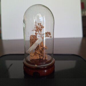VINTAGE SAN YOU HAND CARVED CORK DIORAMA WITH STORK, 4" BELL JAR GLASS AND WOOD